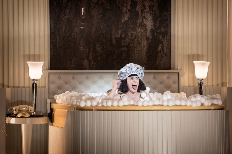 Komische_Oper_Cleopatra_1.jpg