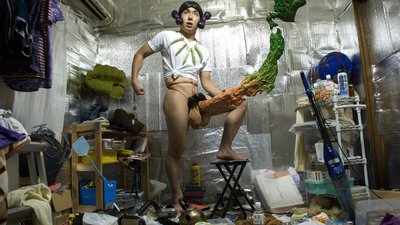 japan-erection, Ausstellung Global Fascism